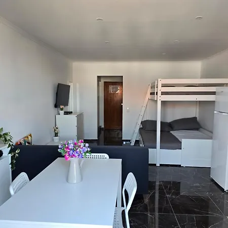 Appartement Rua Dos Bares Em